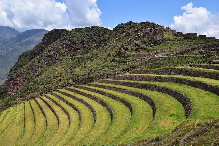 Tour no Peru em 10 dias a partir da chegada à pacata cidade de Arequipa