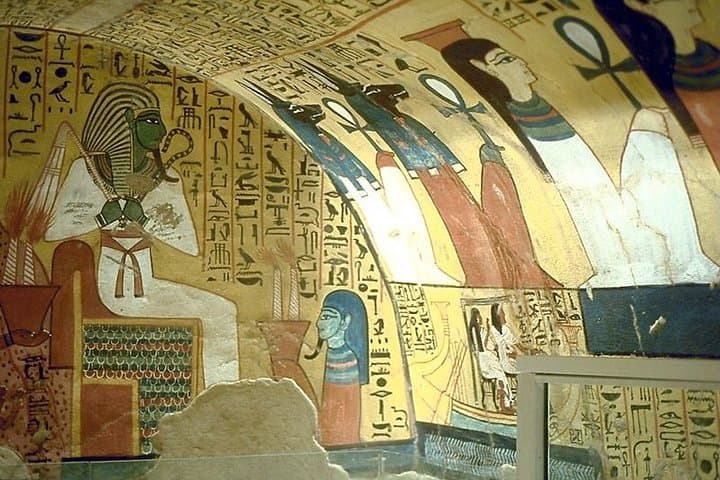 From Luxor: Habu Temple,Valley of the Artisans,Valley of the Queens-Private Tour
