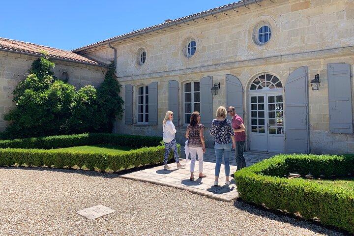 Une journée à Saint-Emilion en petit groupe (Van Luxe Électrique)