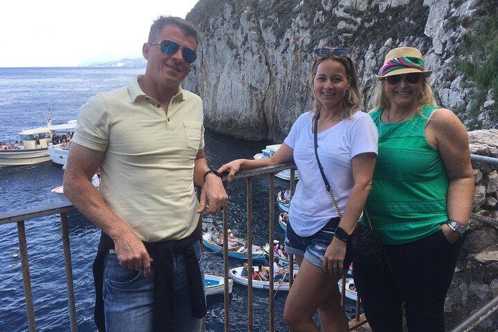 Capri Island und Blaue Grotte aus Sorrent oder Positano oder Amalfi oder Salerno
