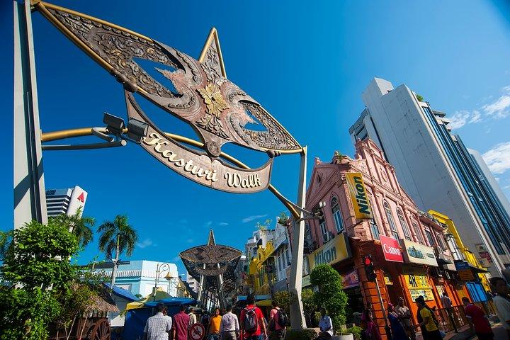 Kuala Lumpur Große Ganztagesführung mit 25 Attraktionen (SIC)