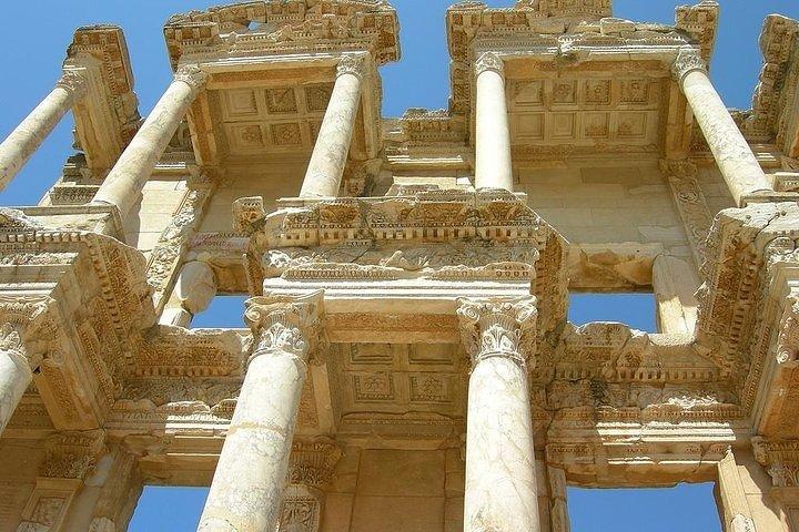 Efesian Modus Vivendi Tour - feat. Ephesus Terrace Houses di Khalid