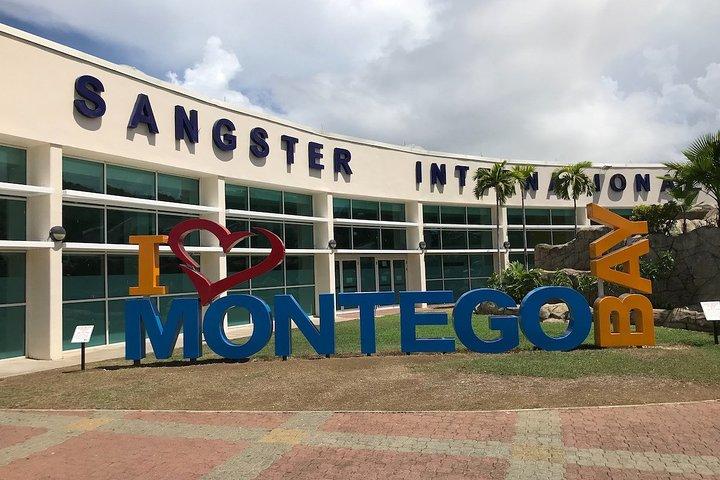 Private Transfer Sangster Airport to Ocho Rios y Runaway Bay