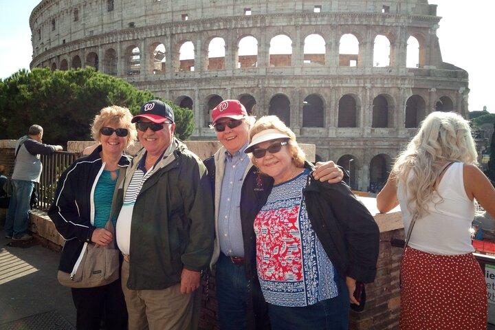 Punti salienti di Roma Intera giornata con pranzo e opzione guida turistica esperta