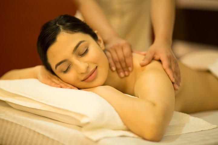 Massagem Sueca de 1 Hora em Pokhara com Pick Up