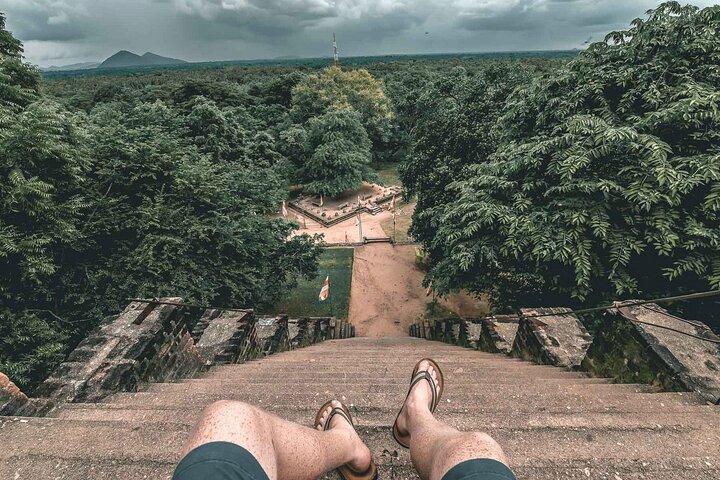 Colombo till Dambulla Shuttle & Yapahuwa Historical Exploring
