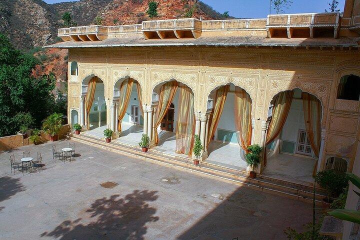 Samode Town Excursion - Ein Besuch in einer einzigartigen Stadt in Rajasthan mit privaten Transfers