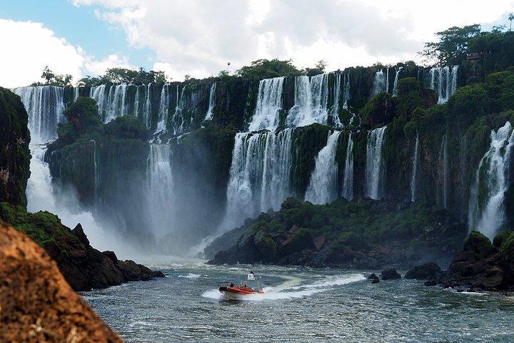 Excursion d'une journée complète aux chutes d'Iguazu côté argentin avec chutes brésiliennes en option