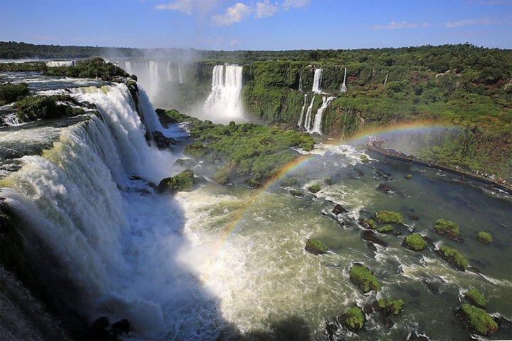 Excursion d'une journée complète aux chutes d'Iguazu côté argentin avec chutes brésiliennes en option