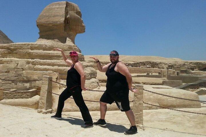 Visite d'une journée complète des pyramides Sakkara, Dahshur et Giza, déjeuner compris