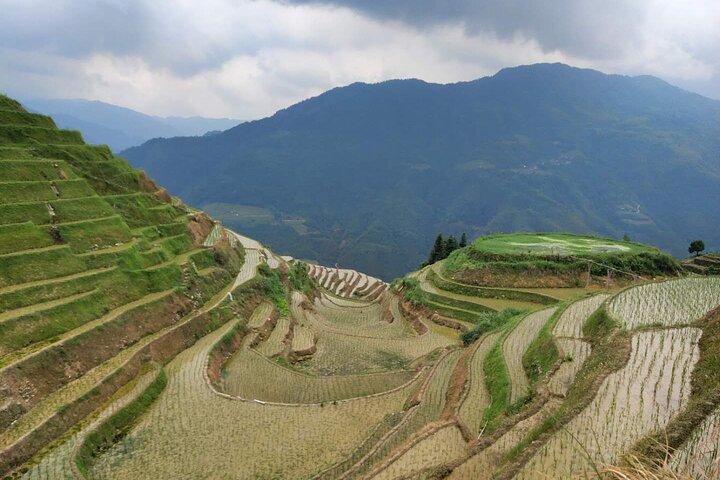 Tour privado de 8 días desde Yangshuo a Kaili