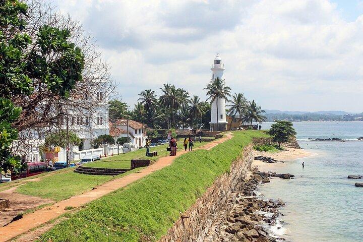 Küstenfahrt von Ahungalla nach Galle