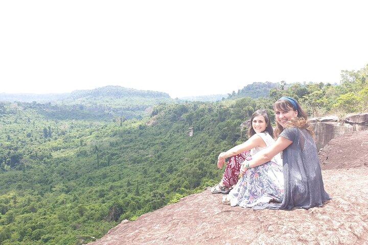 Viagem de 3 dias ao Parque Angkor - Templos Preah Vihear - Cachoeira Kulen e Tonle Sap