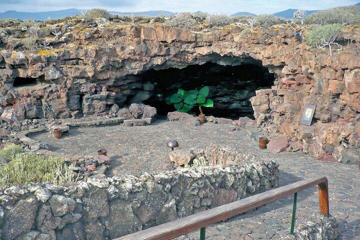 Excursão privada de luxo a Jameos del Agua e Cueva de los Verdes em Lanzarote
