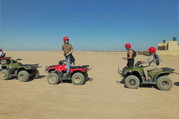 Hurghada Mega Desert Safari Quad Bike, 4W Jeep y paseo en camello