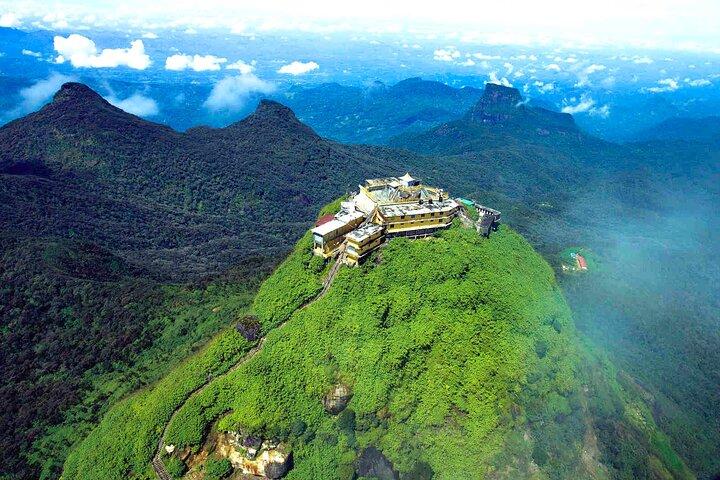 Pico cênico de Adam de helicóptero de Bentota