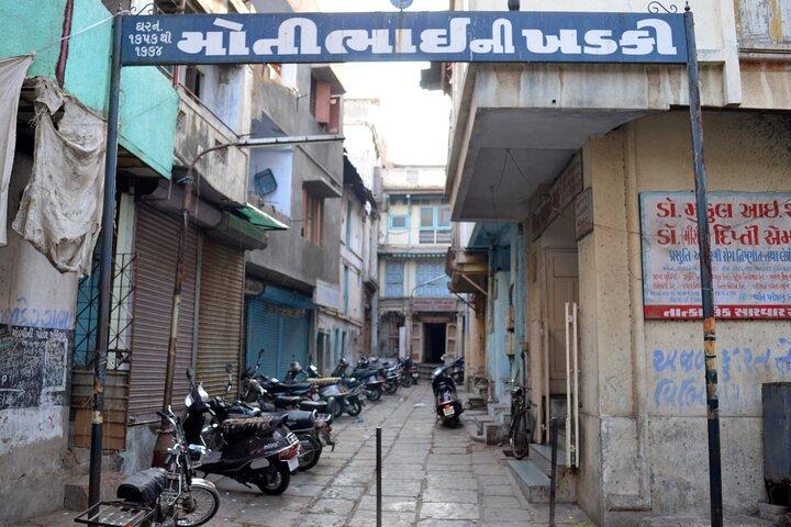 Spätabend-Heritage-Tour in Ahmedabad mit Übernachtung