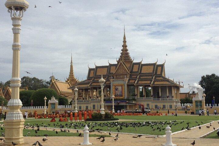 Ein Tagesausflug Besichtigung von Phnom Penh mit privatem Reiseleiter