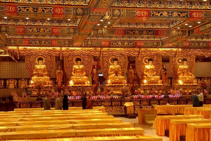 Private Full Day 9-Hour Driving Tour of Lantau from Hong Kong