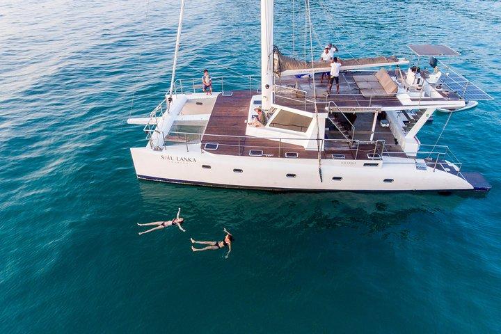Crociera in yacht di 3 ore da Mirissa