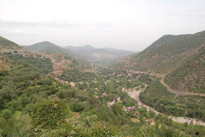 Marrakech: Atlas Mountains & 4 Valleys Day Tour