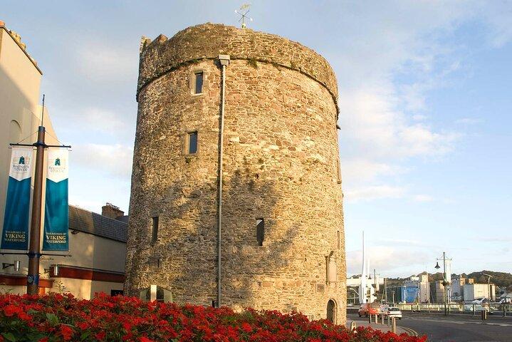 Tour a piedi delle 10 principali attrazioni di Waterford City