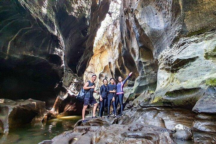 Explorando el cañón oculto de Beji Guwang