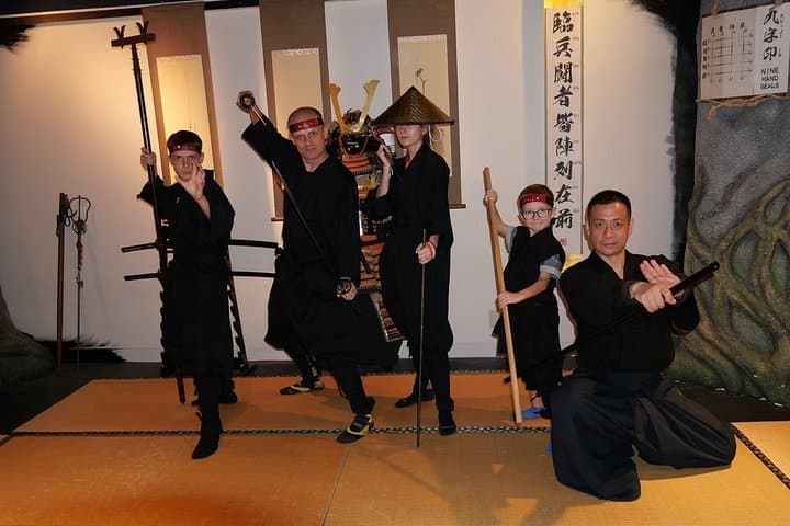 Ninja Lesson in Tokyo – 1 Hour Hands-On with Japanese Master