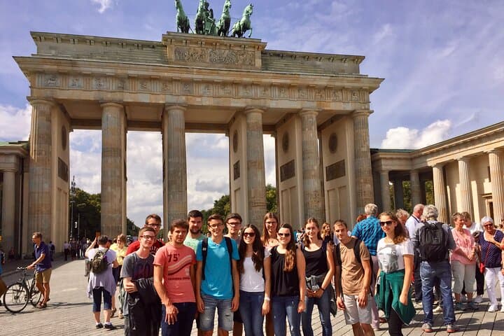 Private Taxi Tour of Berlin East and West and Neighbourhood approx. 4-6h