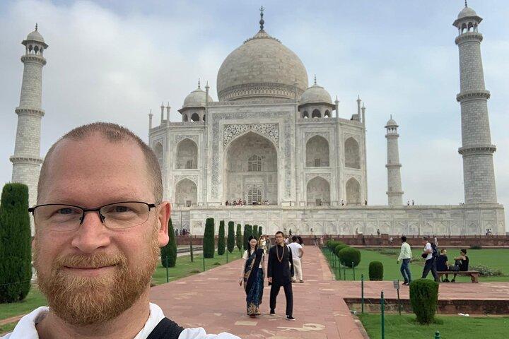 Private Taj Mahal Sunrise Tour from Agra by Car with Driver