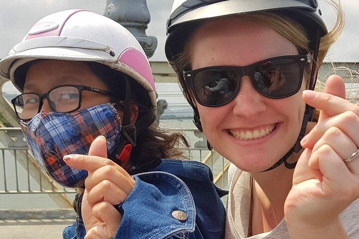 Hue privétour met lokale student per motor