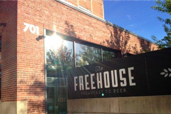 Anmeldelse af Amazing Bar Hunt: Double Your Fun in the Twin Cities