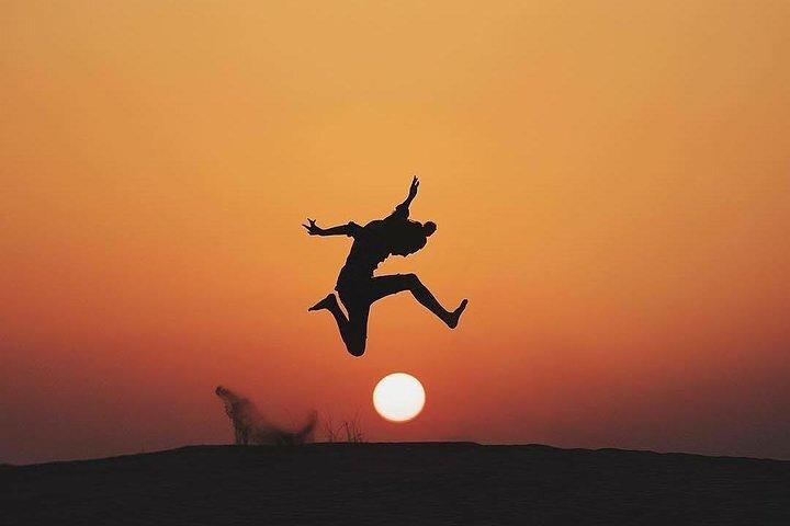 Erstaunliche Dubai Desert Safari mit BBQ Dinner