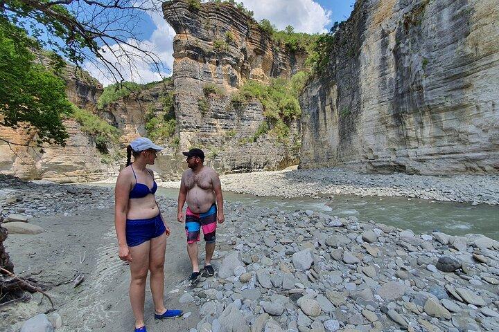 Da Berat: Canyon Osum e Cascata Bogove