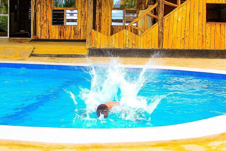 マサイマラ、ナクル湖、ヘルズゲート国立公園への5日間のサファリ