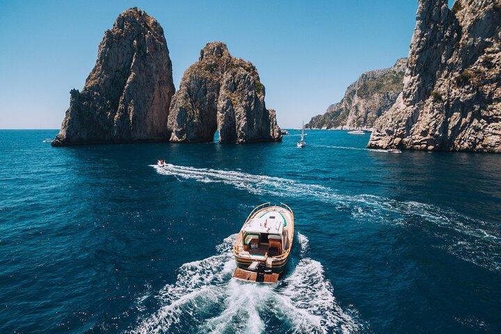 Private Bootstour von Capri aus Sorrento, Positano oder Neapel - Gozzo F.lli Aprea 36