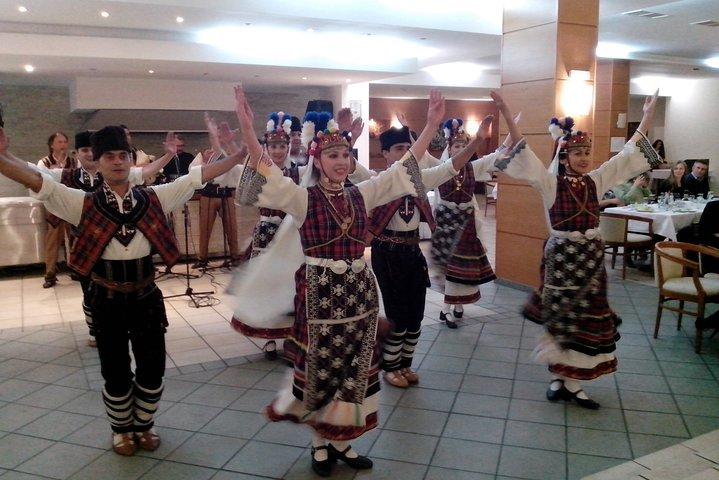 Leer Bulgaarse folklore dansen