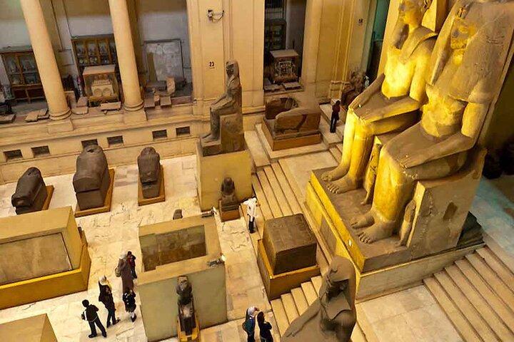 Full Day Giza Pyramids & Cairo City Tour