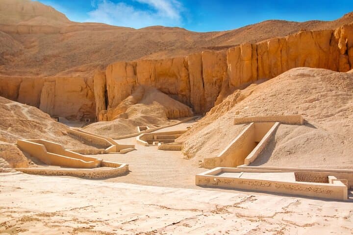 Private Luxor West Bank: Valleys of the Kings, Temple of Hatshepsut, Memnon