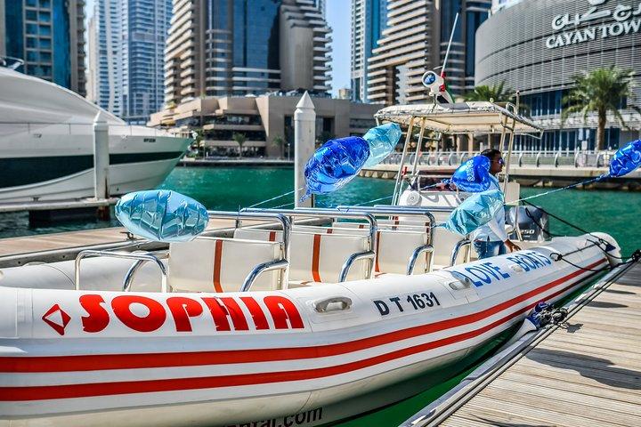 Kærlighed Både Dubai: Nyd 90 minutters kærlighedstur