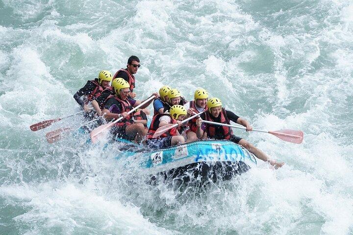 Rafting & Jeep Safari Adventure fra Side