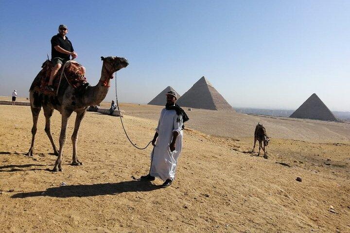 Gita privata di mezza giornata Giza Pyramids Sphinx, Camel Riding & lunch