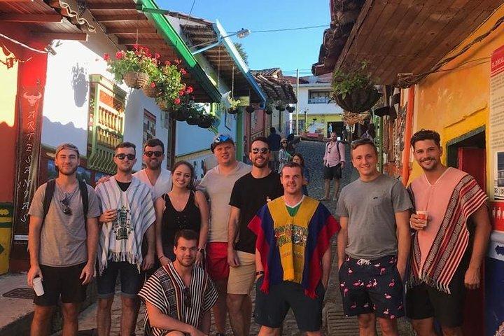Private Guatapé & El Peñol Rock Tour from Medellín