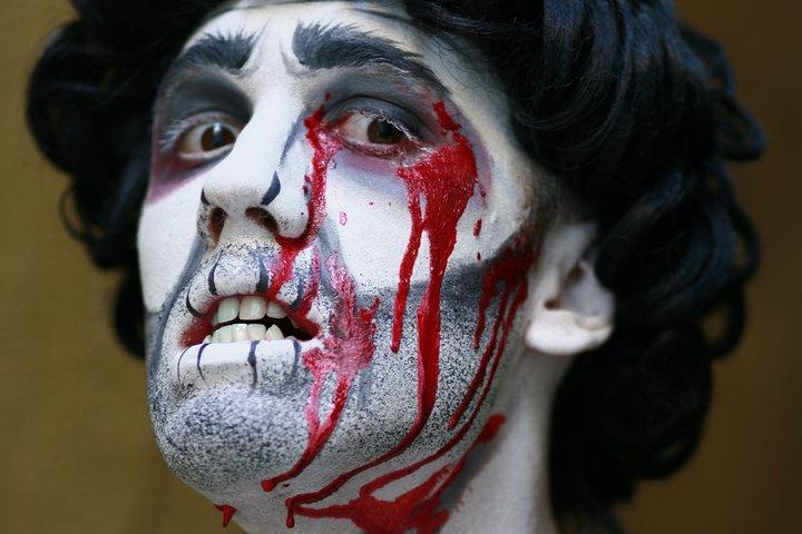Crimini interattivi del teatro di strada nella Nuova Francia