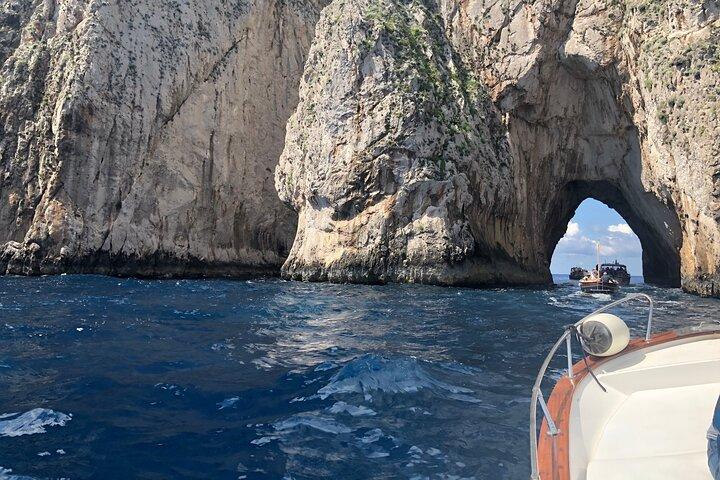 Capri Privé Boottocht vanaf Capri (2 uur) met Blauwe Grot