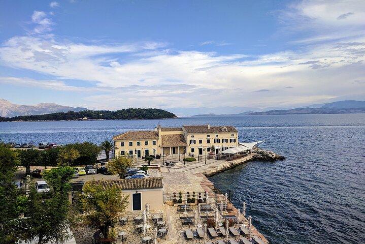 Destaques de Corfu: Palácio de Achilleion, Ilha do Rato e Cidade Velha