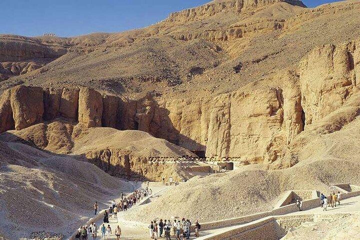 Crociera di 3 notti, Abu Simbel, mongolfiera da Assuan a Luxor