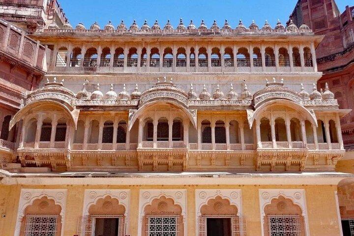 Jodhpur via Jaipur City Tour