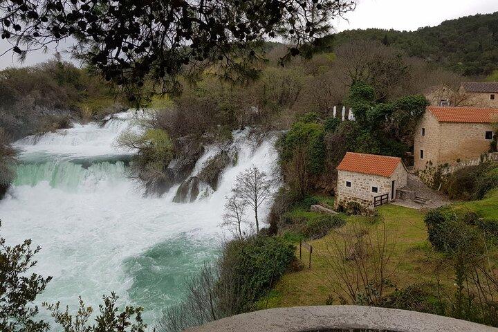 Eksklusiv tur: NP Krka Bike Tour & Primošten