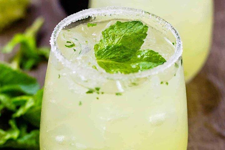 Make a Fried Pizza with Limoncello Spritz in Sorrento